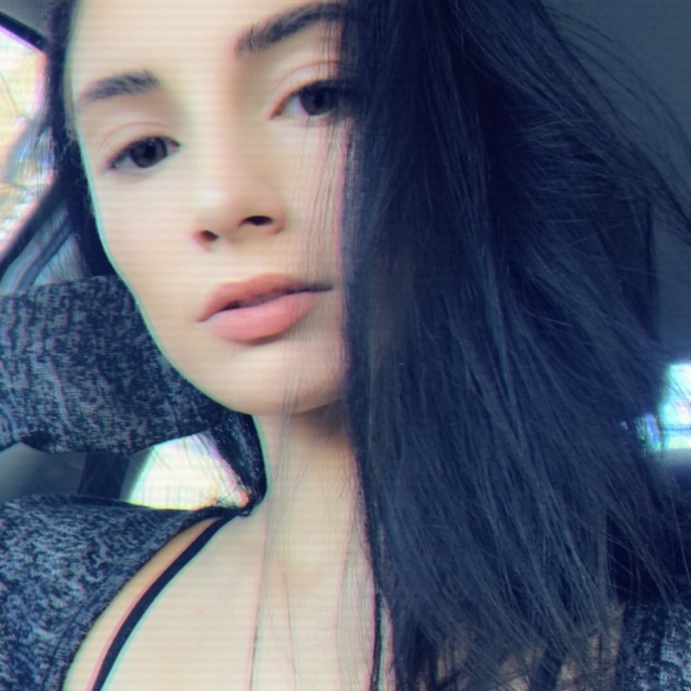 Meet your Posher, Megan